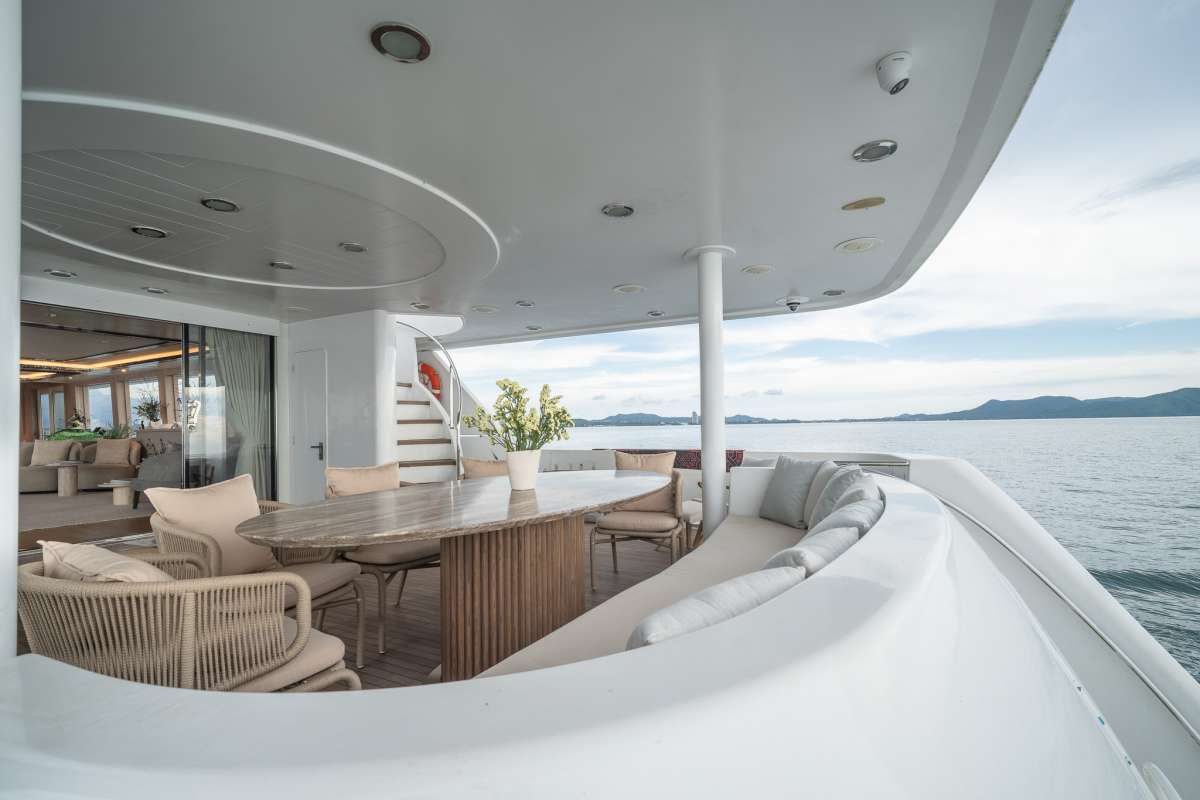 130ft Sea Bear - private superyacht charter in Phuket