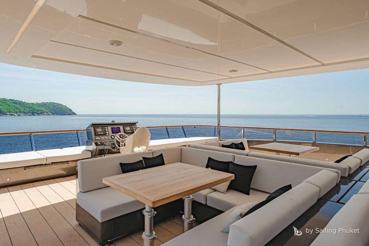 75ft Power Catamaran on a private charter around Phuket's islands