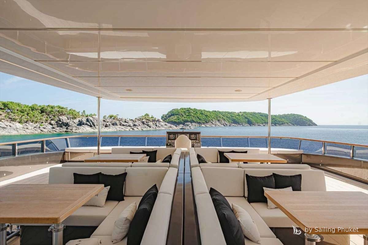75ft Power Catamaran on a private charter around Phuket's islands