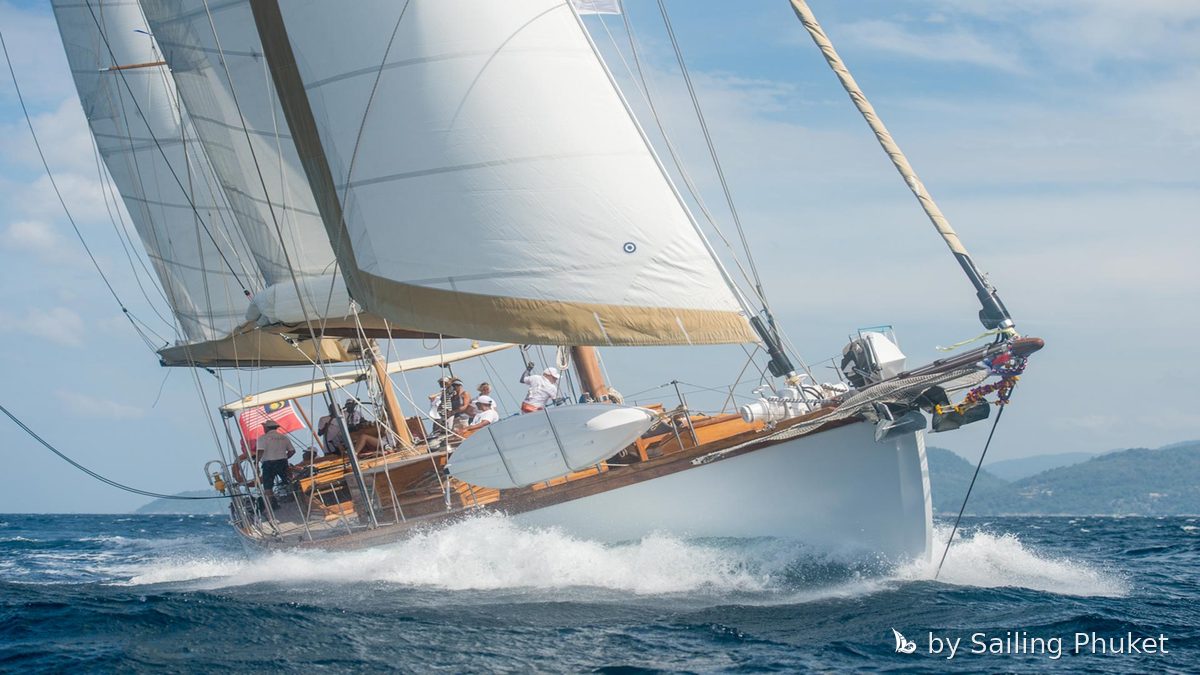 Aventure 95ft - private classic ketch charter in Phuket