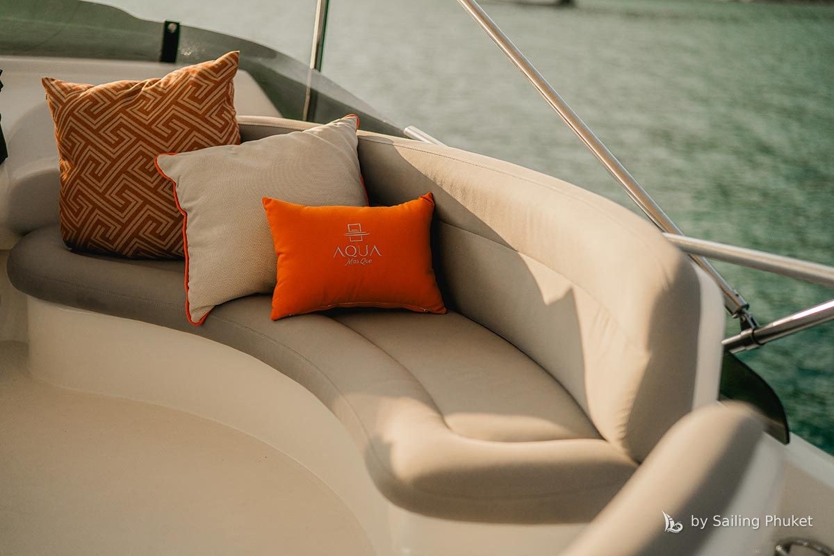 Azimut 46ft on a private charter around Phuket's islands