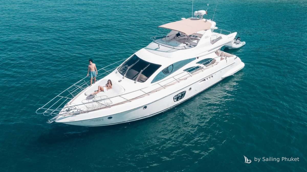 Azimut 55ft on a private charter around Phuket's islands
