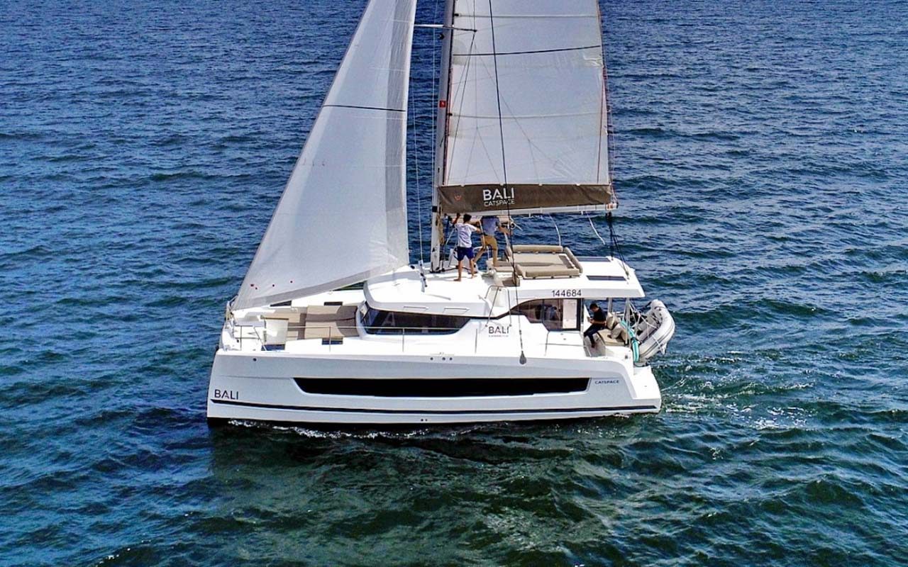 Bali Catamaran 40ft - private sailing catamaran charter in Phuket