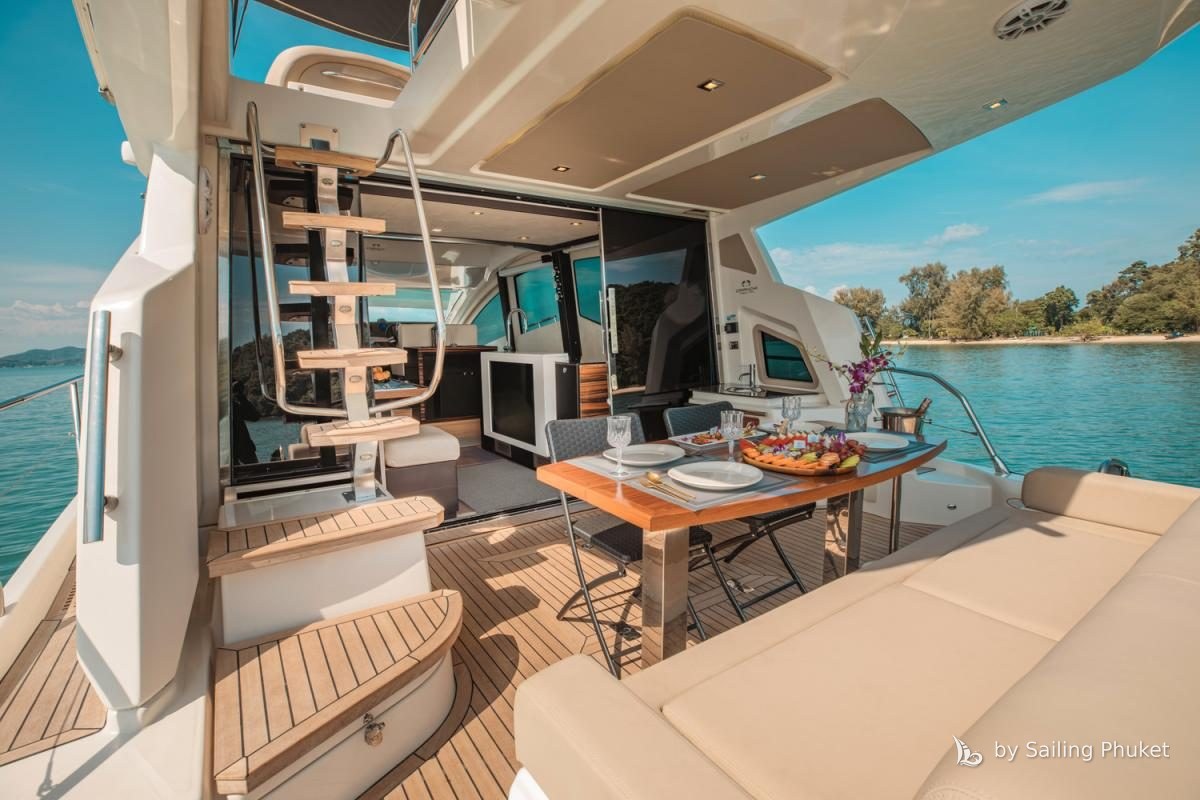 58ft Scenery on a private charter around Phuket's islands
