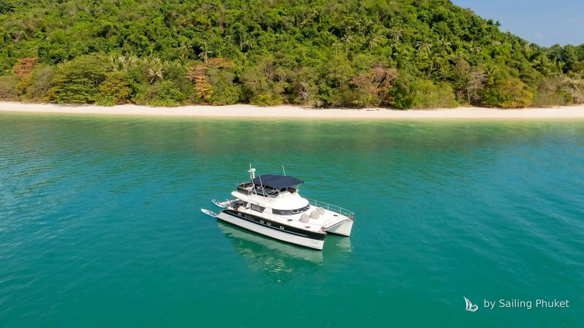 Fountaine Pajot 47ft on a private charter around Phuket's islands