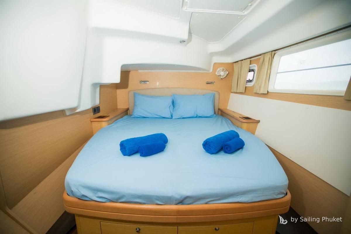 Lagoon 44ft on a private charter around Phuket's islands