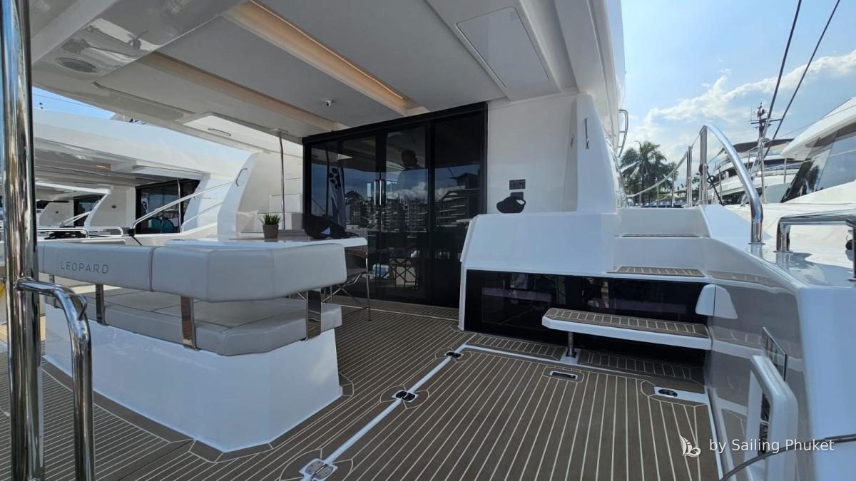 Leopard 40ft on a private charter around Phuket's islands