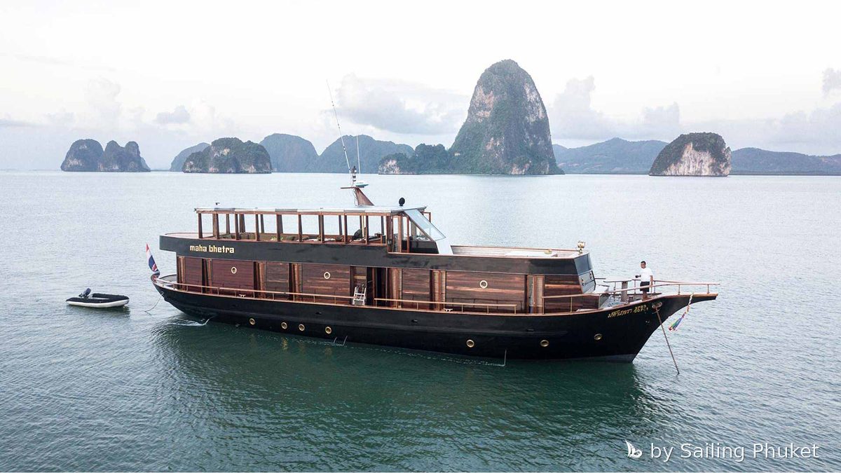 Maha Bhetra 90ft - private motor yacht charter in Phuket