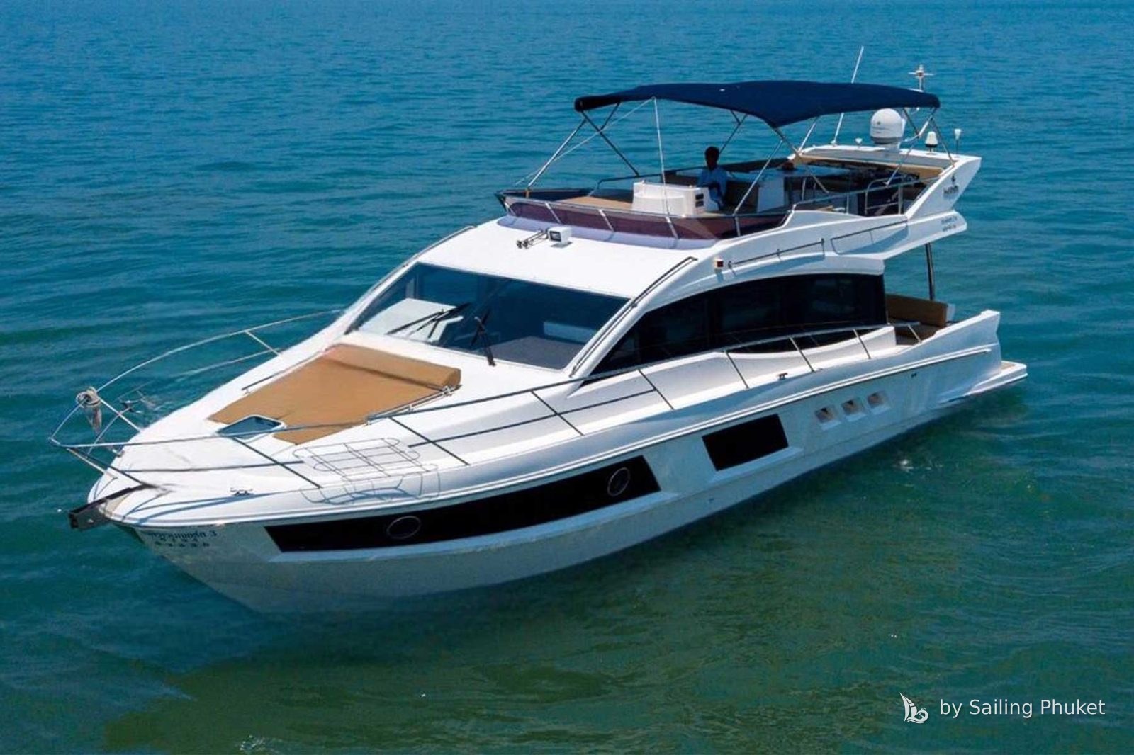 Majesty 48ft - VIP yacht charter in Phuket