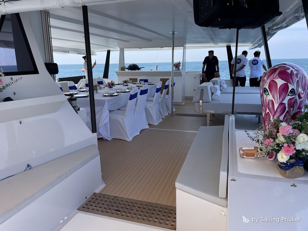 Dining deck with flowers on the table