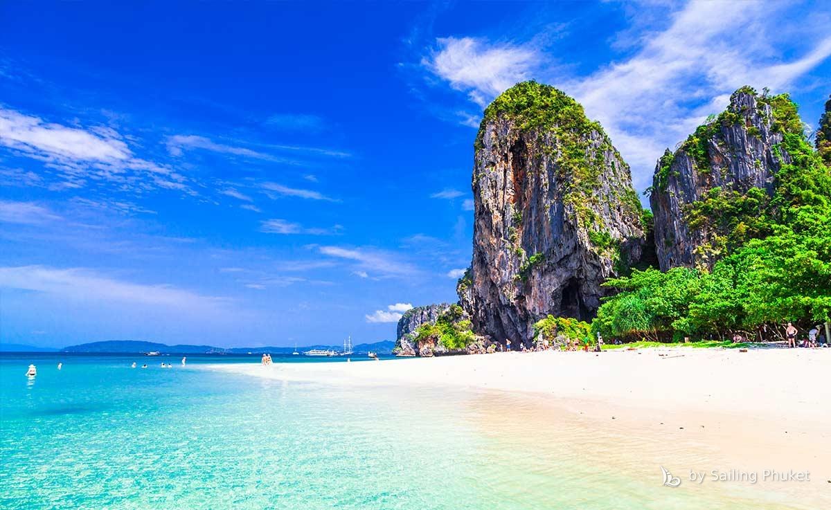 White sand beach on the Krabi coastline